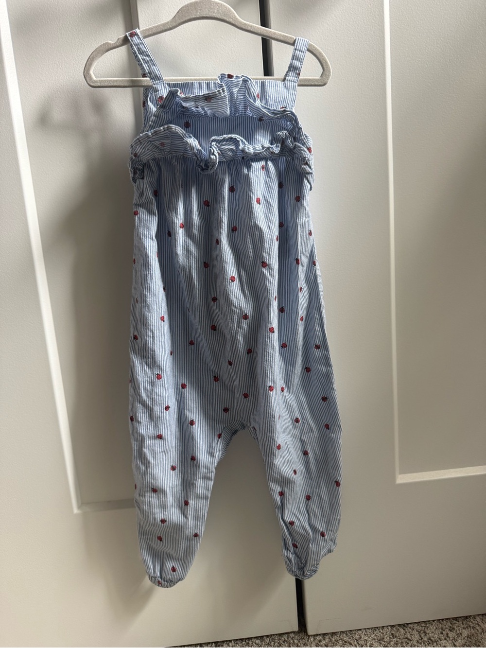H&M White/Blue Striped Jumper